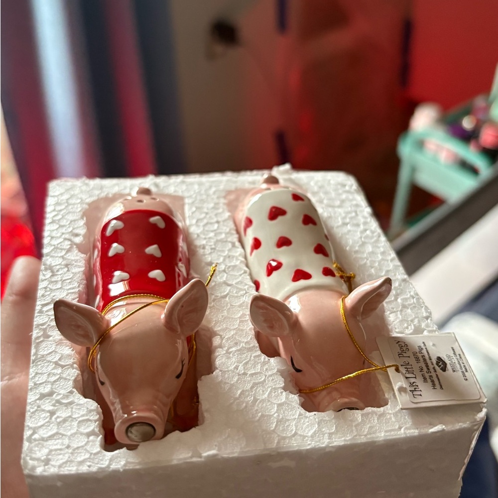 Vintage Ceramic Pig salt and pepper shakers with Heart Design